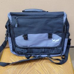 Poulder-Bag-Company Laptop Messenger Carry On Bag