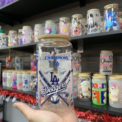 Dodger Cups
