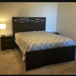 Queen Bed Set-4 Piece