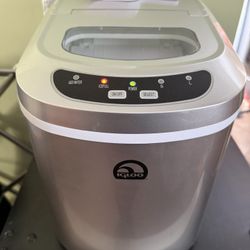 Igloo Portable Ice Maker