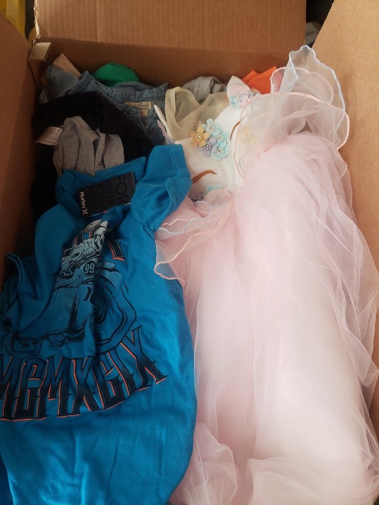 Garage Sale! Lots Of Items. Make An Offer