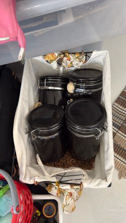 Canister