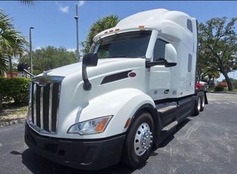 2022 Peterbilt 579