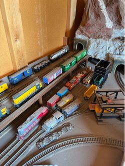 In shed train set