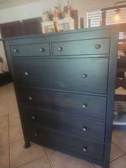 IKEA-HEMNES
6-drawer dresser, black-brown