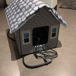 Heated Cat Dog House