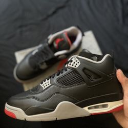 Jordan 4 Bred 
