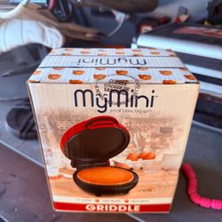 Mini pancake maker