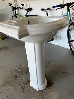 Bathroom sink