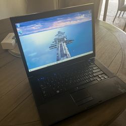 Laptop