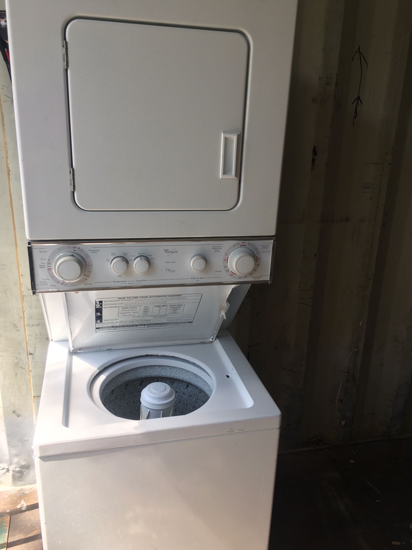 WHIRLPOOL COMBO STACKABLE WASHER AND DRYER WORKS LOOKS PERFECT