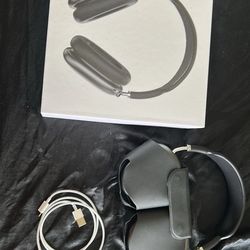 Black Airpod Max Headphones
