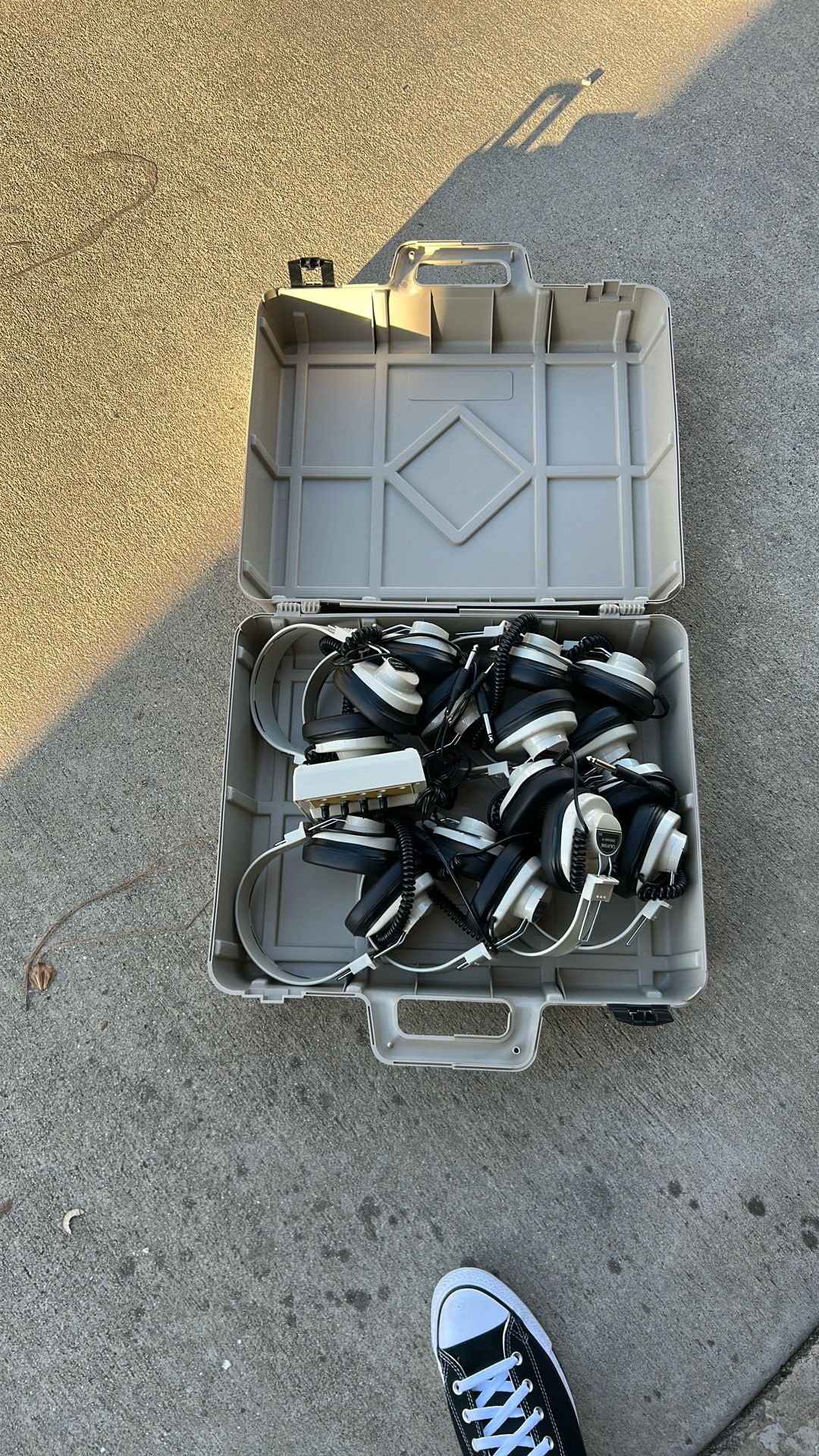 Califone Headphones With Case