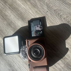 Sony ZV1F Camera And Generation 10 iPad 64gb Bundle 
