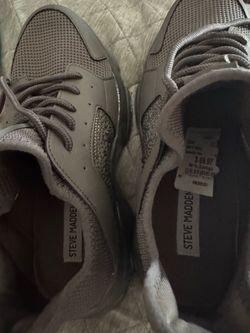 Steve Madden gym shoes