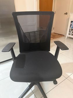 Computer chair $ 25