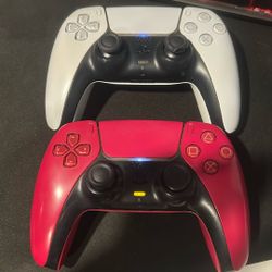 PS5 Controllers 