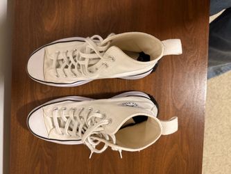Converse Chuck Taylor All Star High Top Sneakers