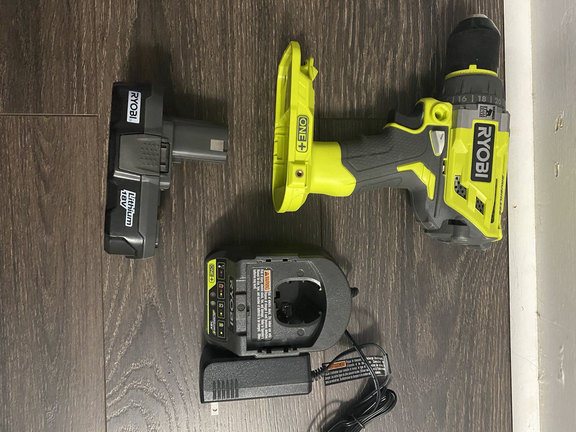 Ryobi drill with charger