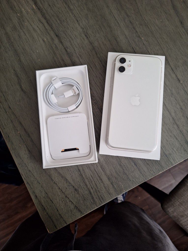 Brand New Iphone 11 (AT&T and CRICKET)