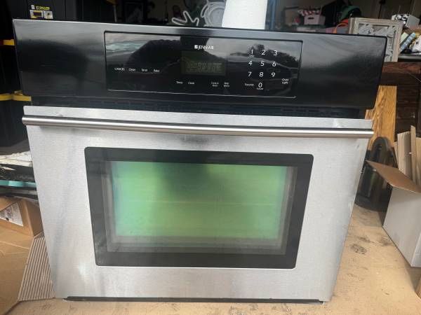 Built In Jennair 30 in Oven