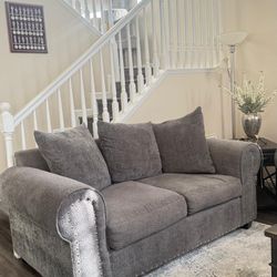 Living Room couch and Loveseat 
