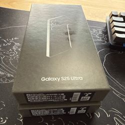 Samsung Galaxy S25 Ultra, 256GB Smartphone, Unlocked Android