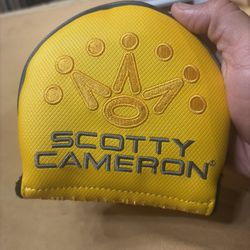 Scotty Cameron Center Shafted Mallet Putter Headcover YELLOW 