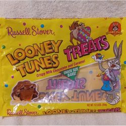 Vintage Looney tunes Easter treats wrappers