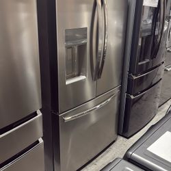 Frigidaire Refrigerator 