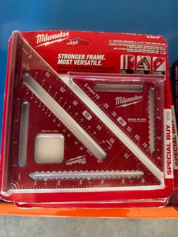 Milwaukee 7” Rafter Square & 4-1/2” Trim Square Set – Juego de Escuadras Milwaukee de 7” y 4-1/2” – Nuevo