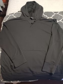 Womens Medium Hoodie Sweaters