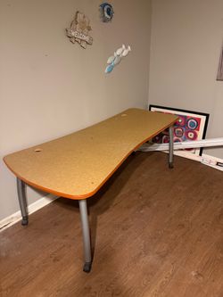 Drafting table