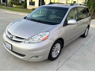 2008 Toyota Sienna XLE Fully Loaded