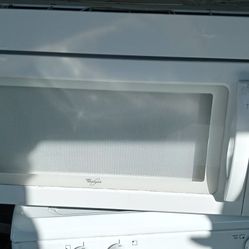 Working microwave