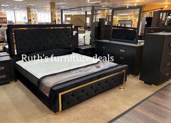 Black King Bedroom Set ( No Mattress)