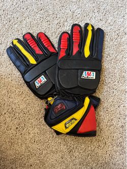 MJM Pro Racing motorcycle/racing gloves.