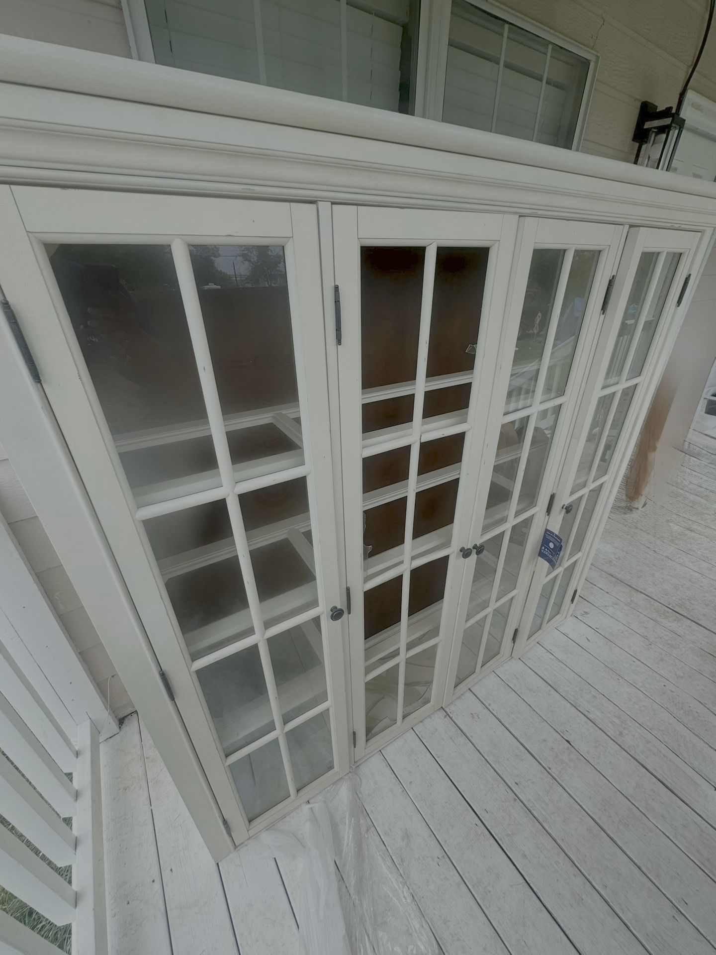 Hutch Dresser