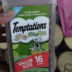 Temptations Cat Food $3 Each For A Pound Of Food