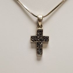 Vintage Italy 925 Sterling Silver And Marcasite Cross Pendant Necklace 20 in