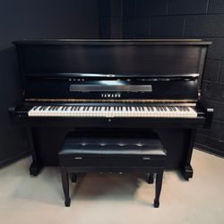 Yamaha Model U1 48" Upright | Ebony Satin, Excellent Condition 