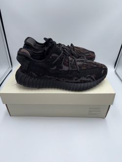 Adidas Yeezy Boost 350 V2 “MX Rock” – Men’s 7 / Women’s 8.5 – No Box – Good Condition 🔥