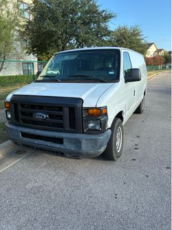 2012 Ford E-150