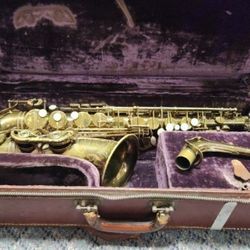 Vintage Selmer Mark VI  alto Saxophone(n.7,9xxx)