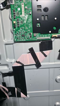 TCL 65Q77k TV internal components