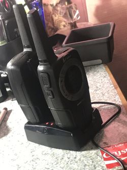 COBRA PRO SERIES PR562BLT 32-MILE BLUETOOTH TWO WAY RADIO/WALKIE TALKIE (2 RADIOS)