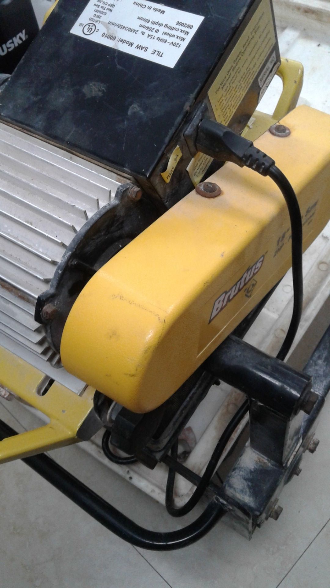 Brutus Model 60010 Wet Tile Saw for Sale in Oakland Park, FL OfferUp