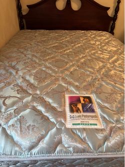 Sealy Queen Mattress & Box Spring