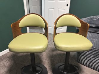Modern Swivel Bar Stools – Set of 2