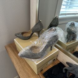 Michael Kors Size 7 Brand New